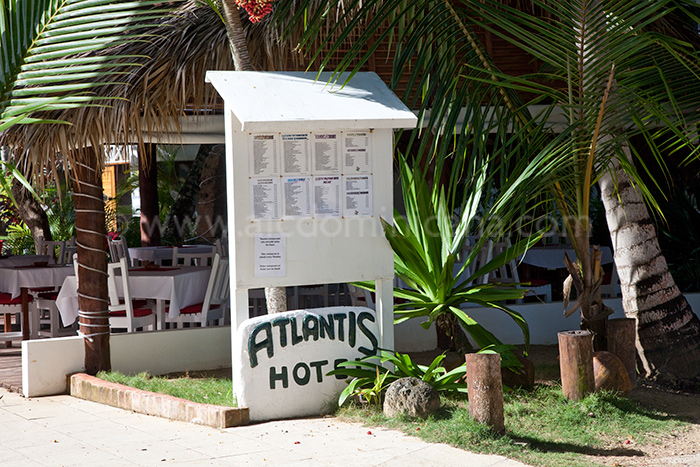 atlantis hotel 01