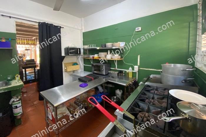 04 RE8 re8 venta restaurant las terrenas.jpg